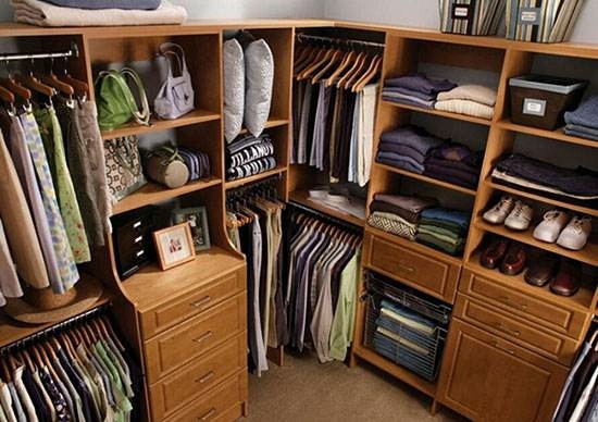 回南天，我家地板都長蘑菇了，還去什么菜市場呀